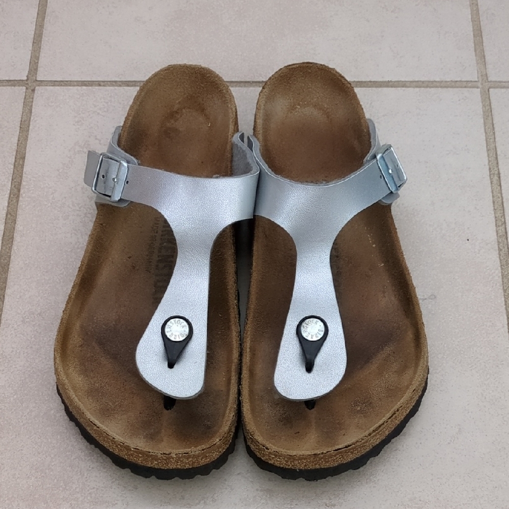 Birkenstock Women's Gizeh Birko Flo, Silver, Size 39